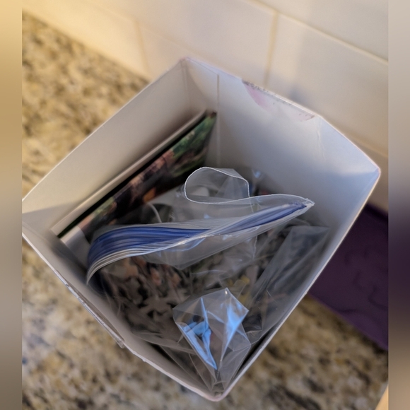 Thomas Kinkade Disney Winnie the Pooh 1 Jigsaw Puzzle 750 Pieces Complete Poster - Picture 4 of 5